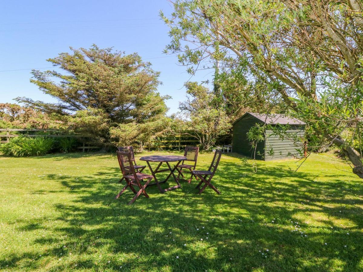 Charming 2 Bed House Near Rhoscolyn Discounts For Villa Holyhead Dış mekan fotoğraf